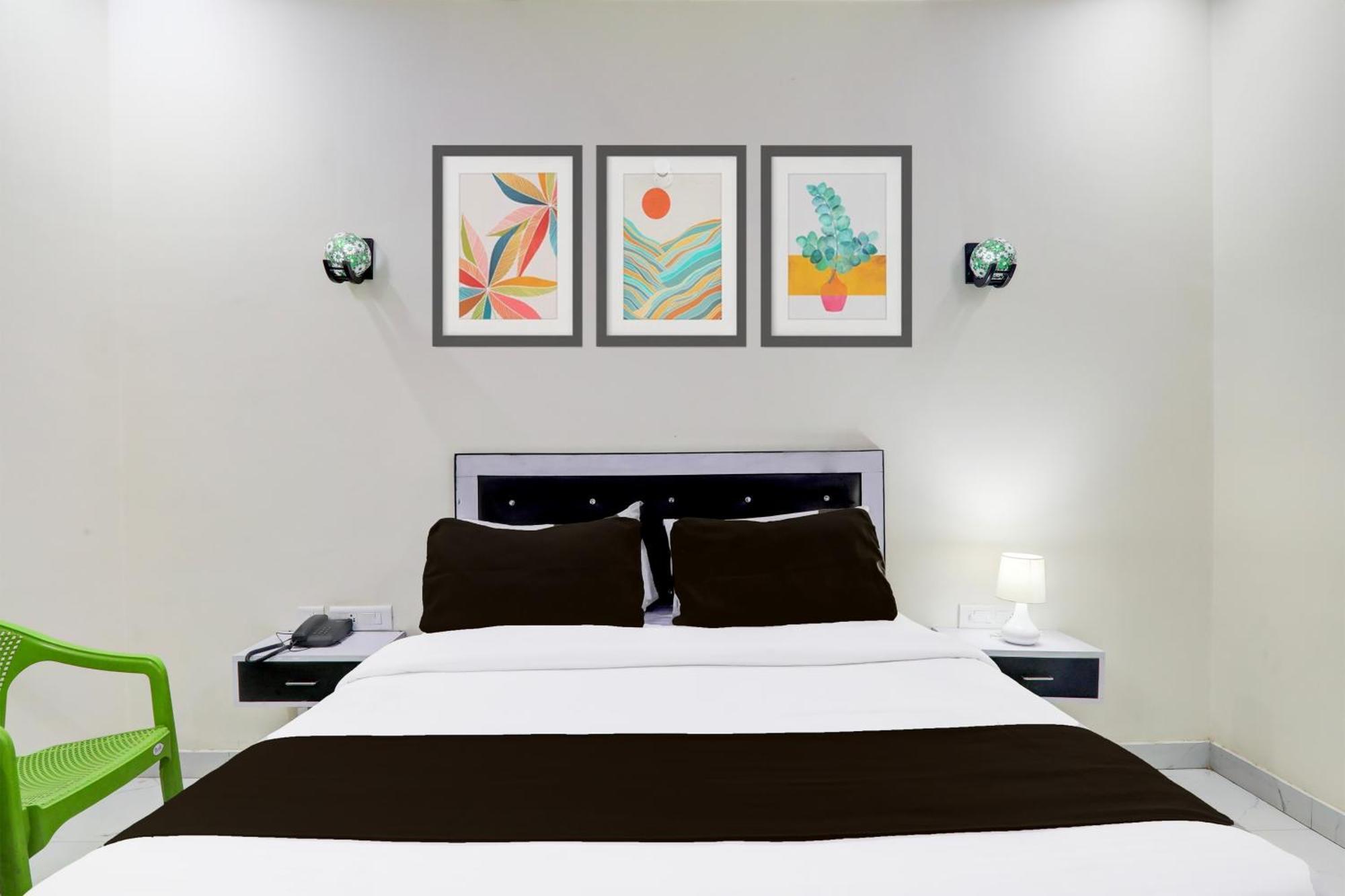 Super Hotel O Banthara Near Airport Banthra Sikandarpur エクステリア 写真