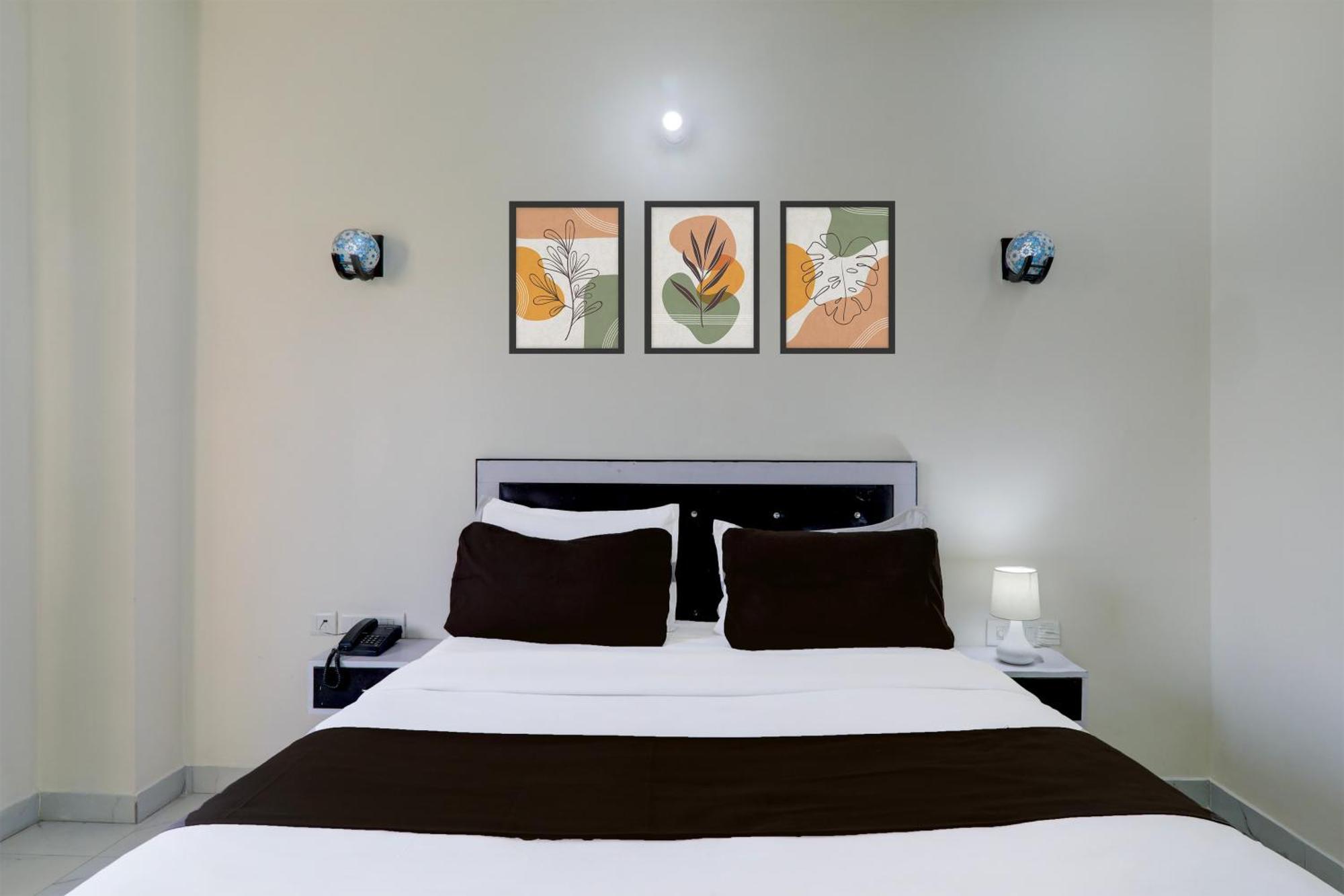 Super Hotel O Banthara Near Airport Banthra Sikandarpur エクステリア 写真